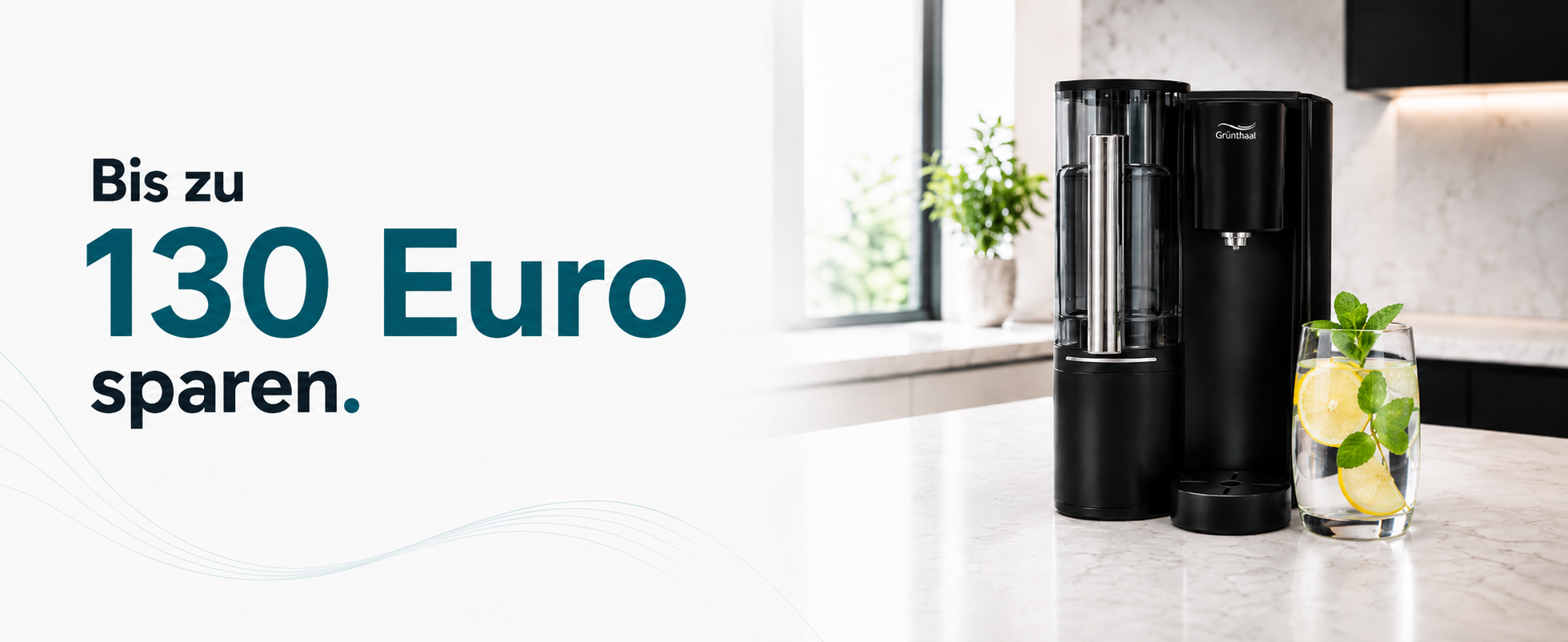 Bis zu 130 Euro sparen – AquaLiva elan neben einem Glas Wasser